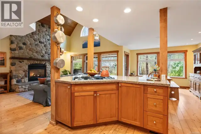 583 Nature Park Dr Campbell River, British Columbia in Houses for Sale in Campbell River - Image 12