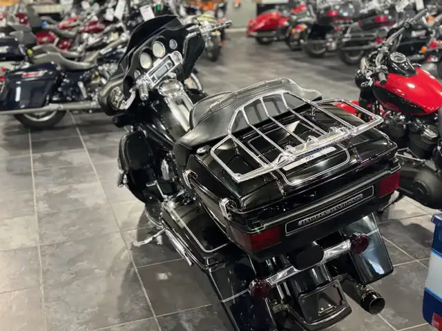 2008 Harley-Davidson Electra Glide Ultra Classic in Street, Cruisers & Choppers in Sudbury - Image 5