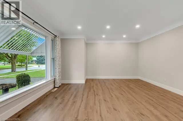 290 MELROSE Avenue Kitchener, Ontario in Houses for Sale in Kitchener / Waterloo - Image 11