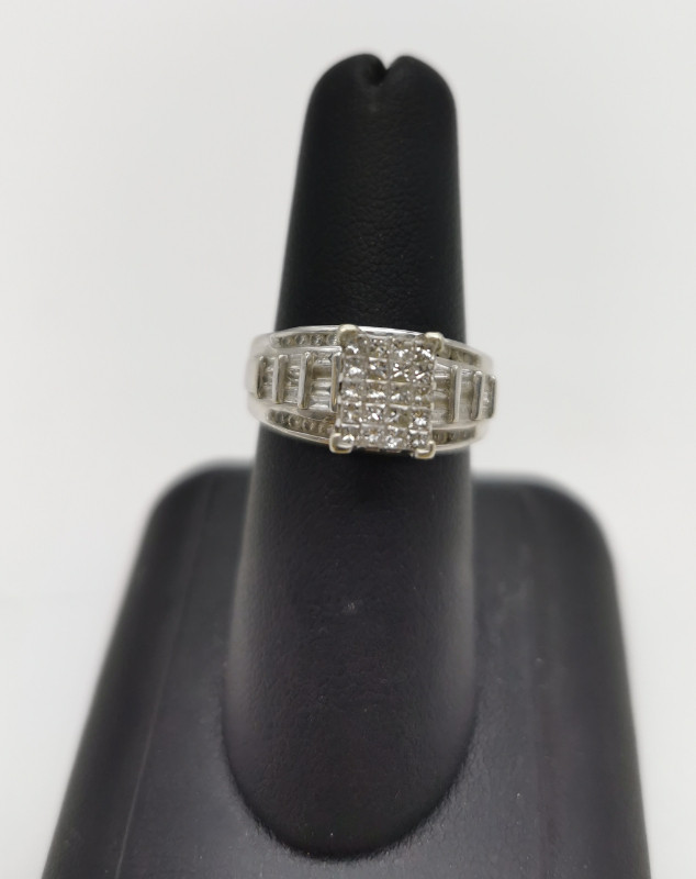 14KT white gold lady's custom diamond ring w appraisal $ 1,575 in Jewellery & Watches in Mississauga / Peel Region - Image 3