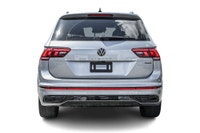 COMFORTLINE R-LINE BLACK ... Engine: Moteur à 4 cylindres 2.0l L/100Km City: 10.9 L/100Km Hwy: 8.1 S... (image 8)