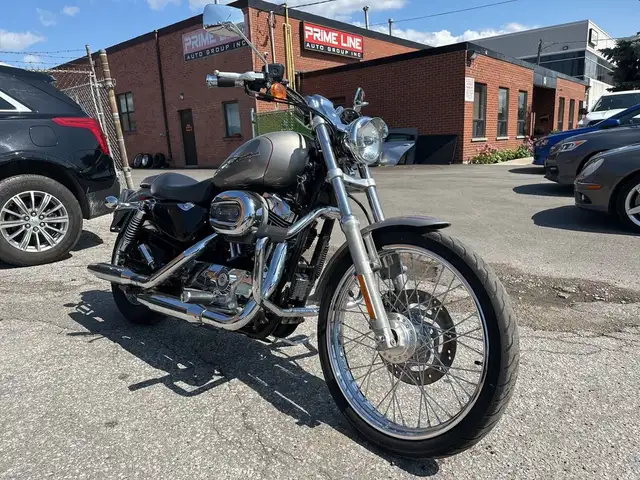 2007 Harley-Davidson Sportster ~ SPORTSTER XL1200 CUSTOM ~ COOL  in Street, Cruisers & Choppers in City of Toronto - Image 5