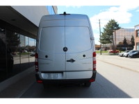 4X4 - RARE FIND SPRINTER 170 FULL SIZE 5 PASSENGERS CREW VAN WITH 4X4!!! 2015 MERCEDES SPRINTER 2500... (image 9)