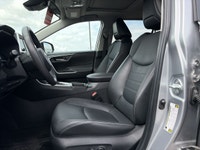 Découvrez ce Toyota RAV4 XLE 2023, un VUS polyvalent alliant confort, fiabilité et technologie. Prop... (image 2)