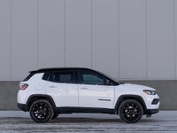 CARGET AUTOMOTIVE is thrilled to offer this 2024 Jeep Compass Altitude, a compact SUV that blends ru... (image 5)
