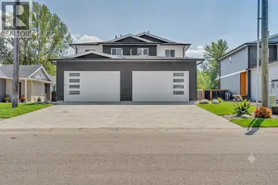 Engineered for effortless living, this brand new, half duplex delivers contemporary quality and dire...