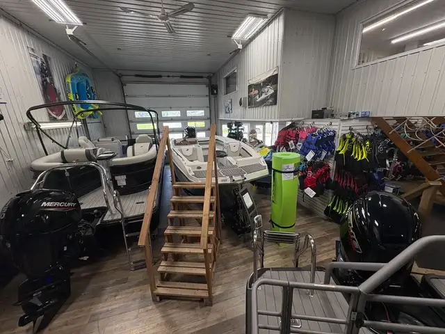 2023 Lund Boat Co 1600 Fury SS 2023 Lund 1600 Fury SS, Mercury 4 in Powerboats & Motorboats in Thetford Mines - Image 22