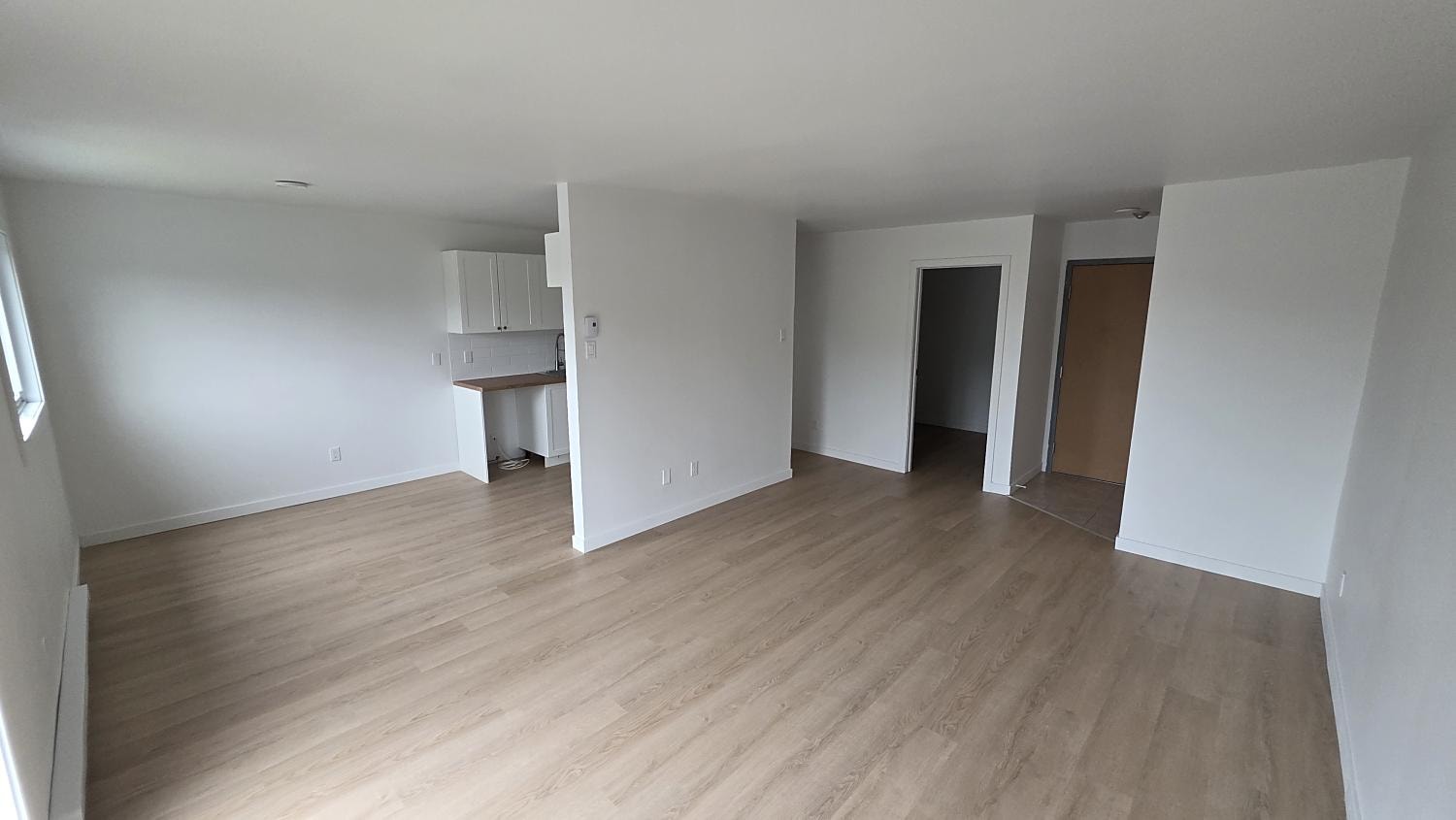 4 1/2 rénové à louer St-Julie — photo 3