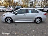 AUCUN DOSSIER DE DOMMAGE Ce Corolla est équipé de : Bluetooth, Cruise, PRISE USB, APPLE CARPLAY/ANDR... (image 5)