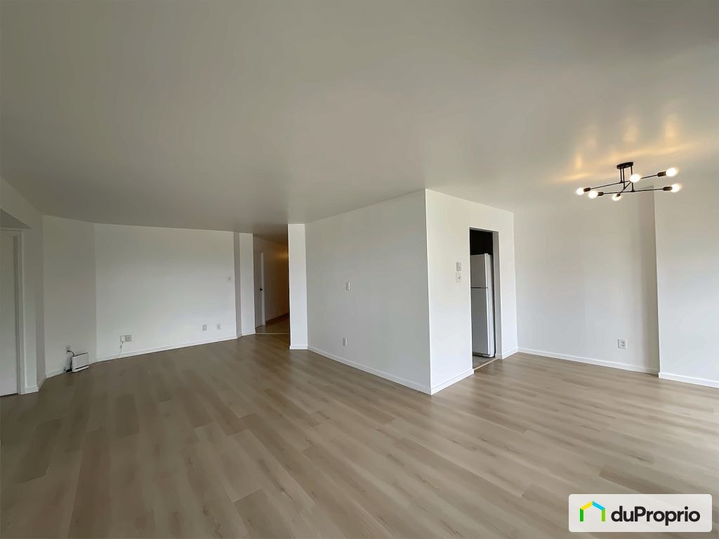 $469,999 - Condominium for sale in St-Laurent — photo 1