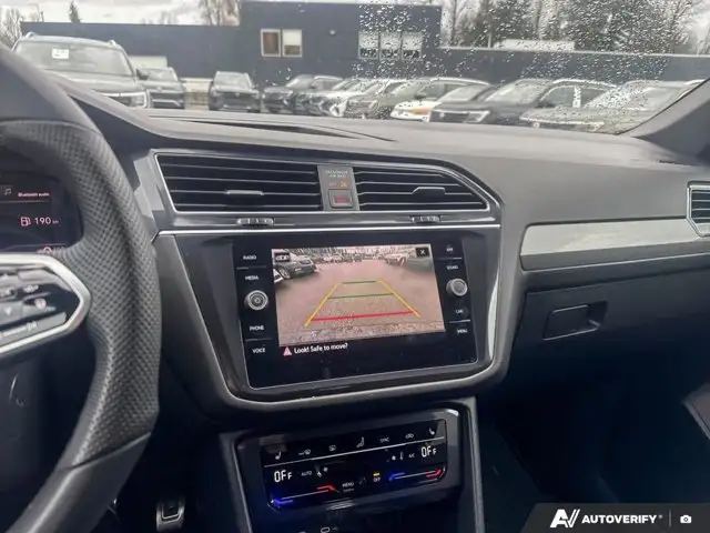 2024 Volkswagen Tiguan Comfortline R-Line Black Edition in Cars & Trucks in Abbotsford - Image 23