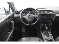 Volkswagen Tiguan Comfortline AWD 2019 avec moteur 2.0 TSI turbo developpant 184 HP et transmission... (image 2)