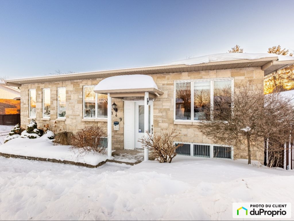 $499,900 - Bungalow in Trois-Rivières (Trois-Rivières-Ouest) — photo 2