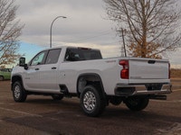 This Chevrolet Silverado 3500HD delivers a Turbocharged Diesel V8 6.6L/403 engine powering this Auto... (image 5)