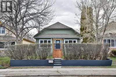 Imagine owning a true London Road character home without the usual headaches. This beautifully updat...