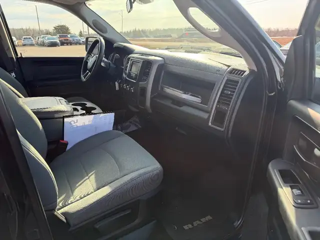 2017 Ram 1500 EXPRESS in Cars & Trucks in Summerside - Image 12