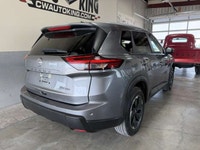 1 Owner, O Accident, Low Kms. used Nissan Rogue CW Autoking 1.5 Liter Turbo3 Cyl., Auto O/D, Air, Ti... (image 2)