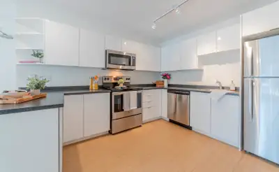 Welcome to Cedar Glen Apartments. This building has recently renovated suites The building is surrou...