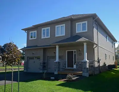 912 KELSOWOOD LANE Luxury Custom Built Rental Homes Brought to you by Williams and McDaniel Property...