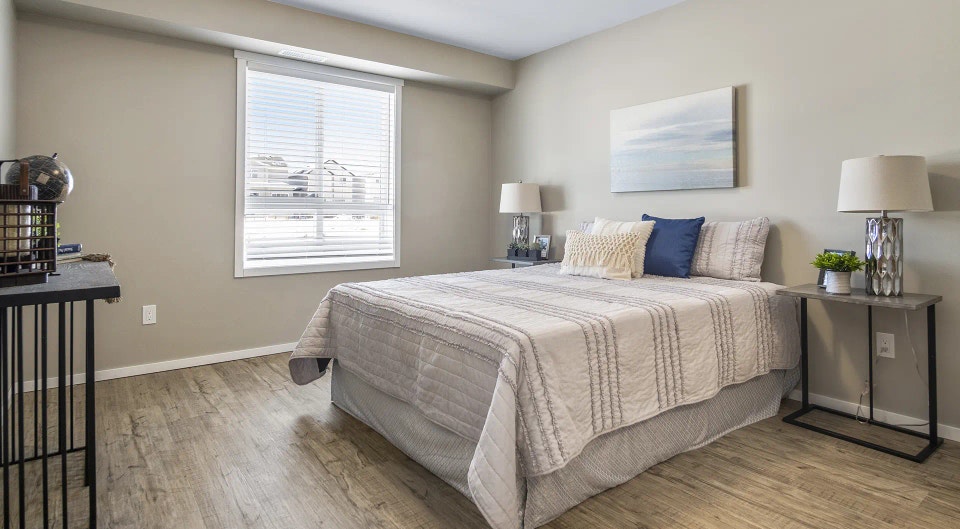 Pet-Friendly Three Bedroom Two Bath with In-suite Laundry for Re 5