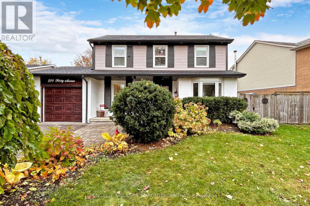 899 FINLEY AVE Ajax, Ontario in Houses for Sale in Oshawa / Durham Region - Image 2