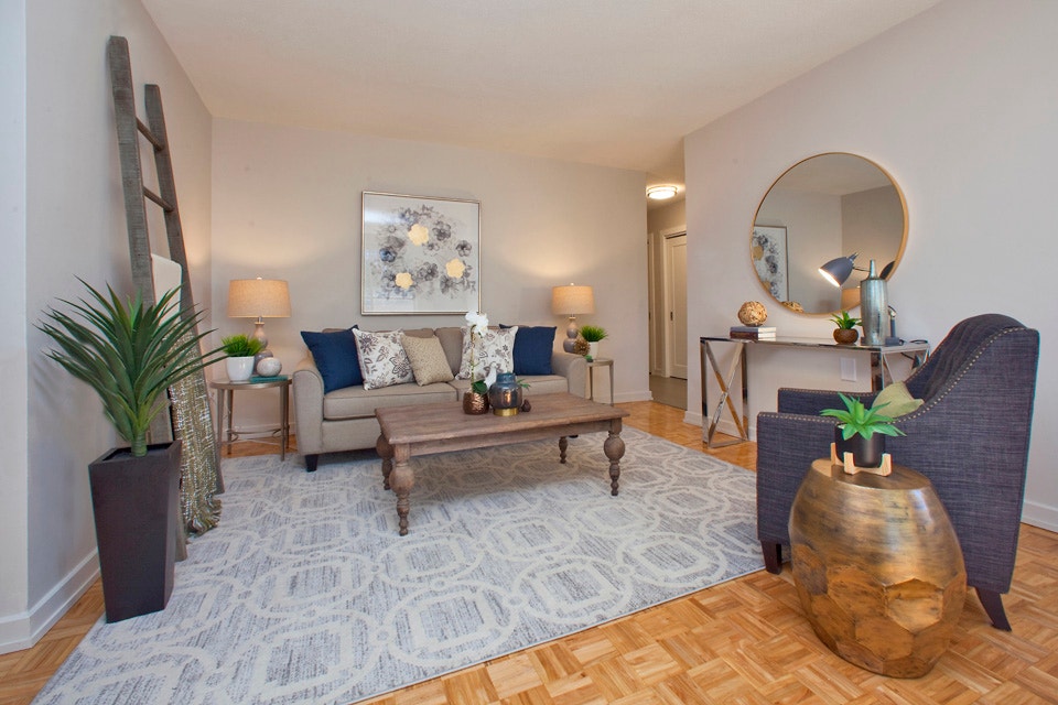 Newly Renovated One Bedroom Apartments for Rent in Milton! 2