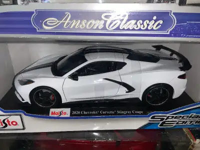 Chevrolet Corvette Stingray 2020 neuve auto de collection miniature diecast 1/18 die cast