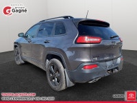 Le Jeep Cherokee 2018 version LIMITED V6 CUIR TOIT PANO CAM RECULE proposé par Toyota Lachute se dis... (image 3)