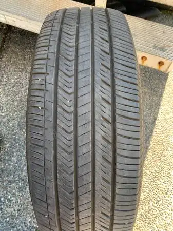 a nice all season yokohama truck tire in excellent shape with tons of tread (1 TIRE ONLY) size 265 6...
