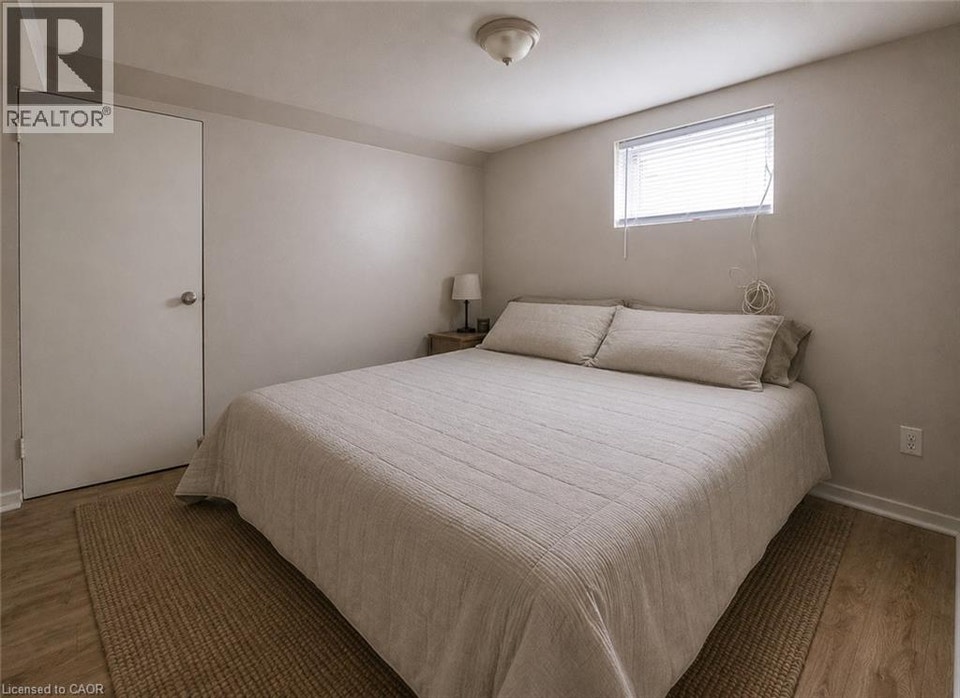 9 CHERRY Road Unit# 2 LOWER Hamilton, Ontario 3