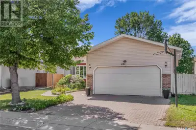 Welcome to 502 Brightsand Crescent. This beautifully maintained 3-bedroom, 3-bathroom bungalow is lo...