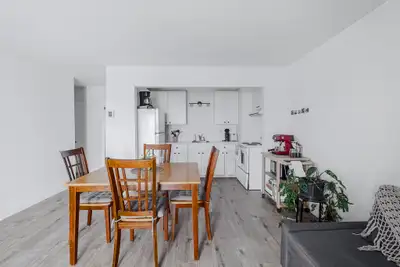Grand 3 et demi dans nouveau projet locatif à Sainte-Foy. Complexe de 200 unités situé au 1017 rue D...