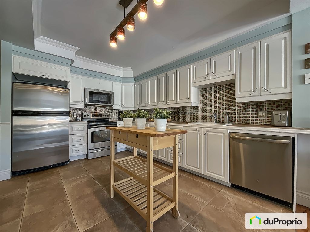 $476,000 - Duplex for sale in Vanier — photo 3