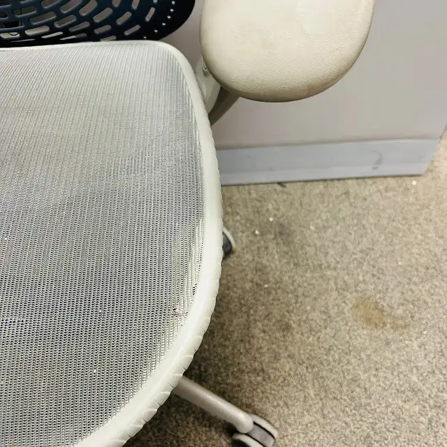 Herman Miller Mirra Chair(Small Tear)-Excellent Condition!62864745413761123