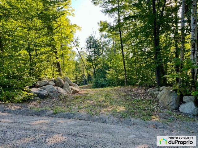 $110,000 - Residential Lot for sale in St-Mathieu-Du-Parc — photo 1