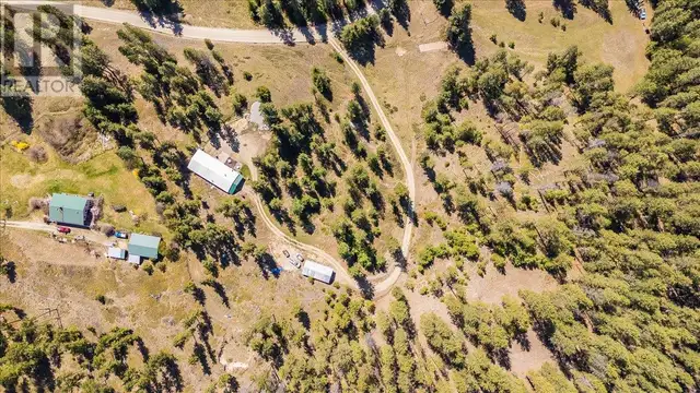 7465 Broadwater Road Castlegar, British Columbia in Houses for Sale in Nelson - Image 16