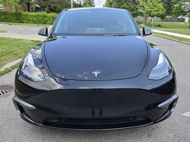 2023 Tesla Model Y in Cars & Trucks in City of Toronto - Image 2