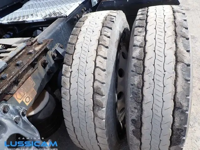 2020 Kenworth T680 in Heavy Equipment in Longueuil / South Shore - Image 47