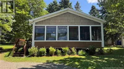 Charming little cottage, perfect for enjoying the summer season. Situated on shared land, it include...