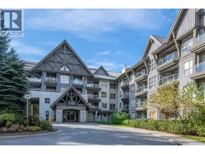 Get ready for ski season with this inviting two-bedroom residence at The Aspens, one of Whistler´s m...
