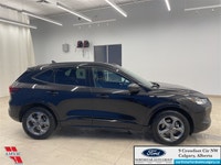 Aluminum Wheels, Synthetic Leather Seats, Apple CarPlay, Android Auto, Power Liftgate! Ask us how yo... (image 3)