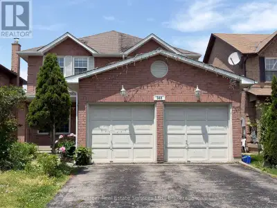 Power Of Sale - Spacious All Brick 4+2 Bedroom, 1+1 Kitchen Home, Located In The Desirable Woodlands...