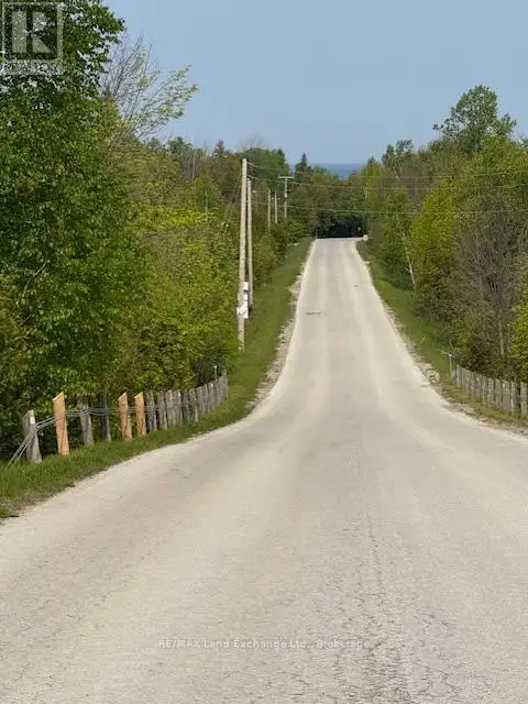 3 LORNE BEACH ROAD Kincardine, Ontario in Land for Sale in Owen Sound - Image 4
