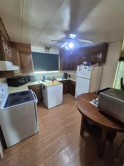 R32//Strathclair/Affordable housing? Investment property? Look no further.This modular home is just...