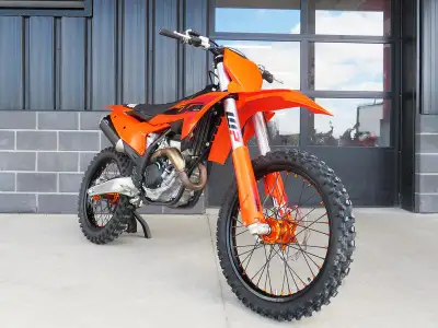 Finance at $83 bi-weekly*! Click "Get Financing" to see if you qualify! Apex Cycle 1-888-702-4150 Vi...