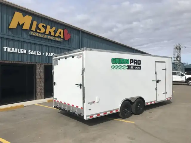Green Pro 8.5'x20' Enclosed Landscape Trailer in Cargo & Utility Trailers in Ottawa - Image 5