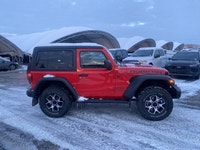 This *2020 Jeep Wrangler Unlimited 4*4 (VIN: 1C4HJXCG7LW197641)* is built for Alberta's adventurous... (image 3)