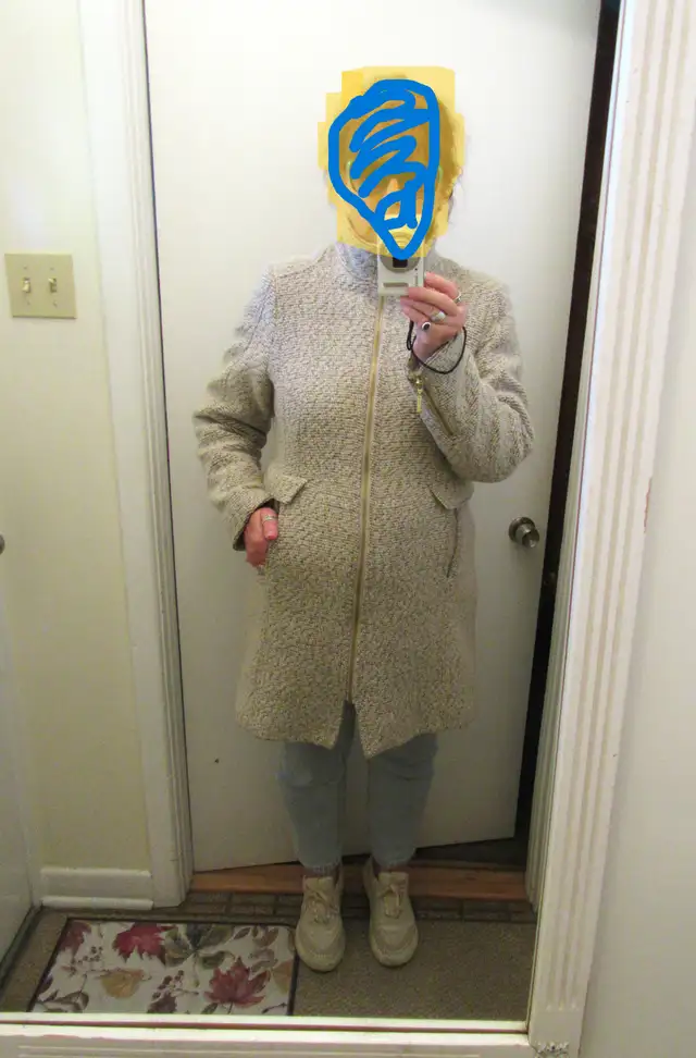 IVORY Wool Mix H&M Ladies COAT with Zippers in Women's - Tops & Outerwear in City of Montréal - Image 7