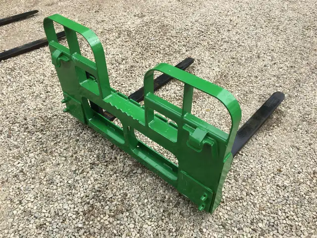 Pallet forks for tractors & skid steers - IN STOCK in Heavy Equipment in Oakville / Halton Region - Image 32