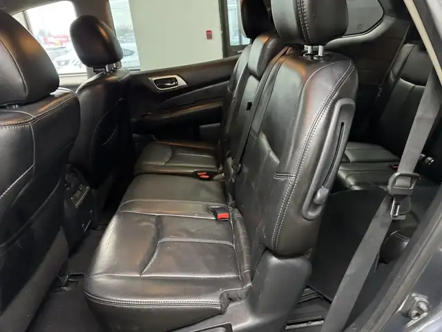 2014 Nissan Pathfinder 2WD 4dr SL in Cars & Trucks in Longueuil / South Shore - Image 14